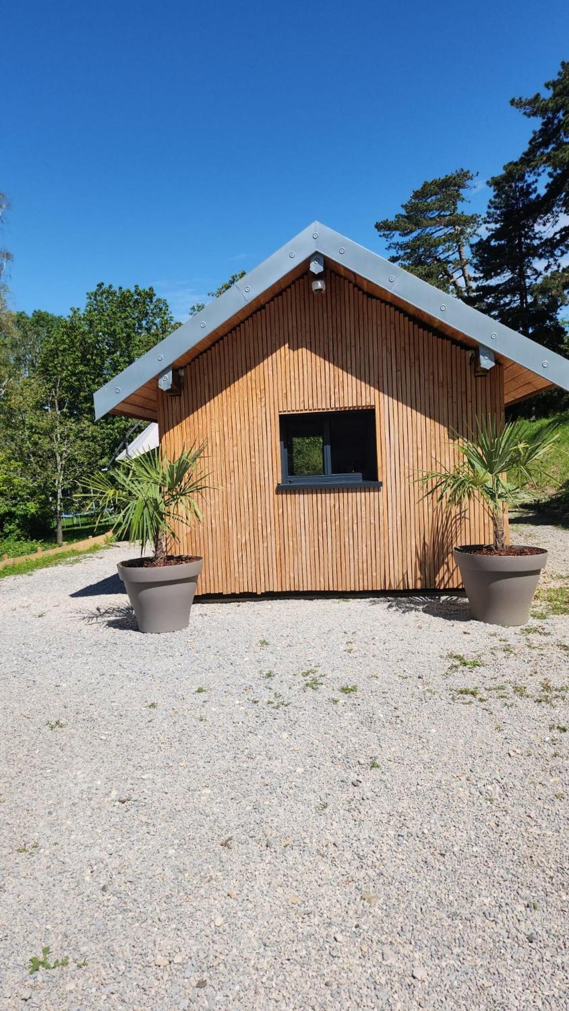 Lodge Du Chateau De Feschaux Villeneuve-sous-Pymont Esterno foto