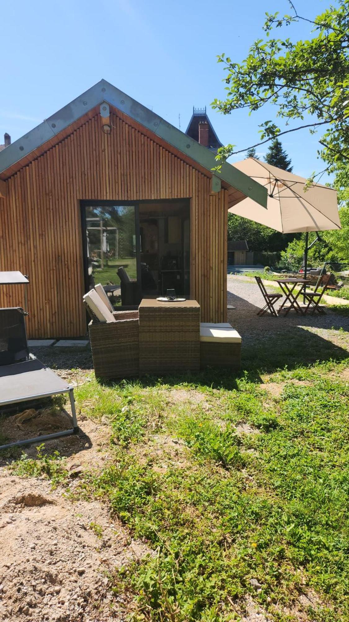 Lodge Du Chateau De Feschaux Villeneuve-sous-Pymont Esterno foto